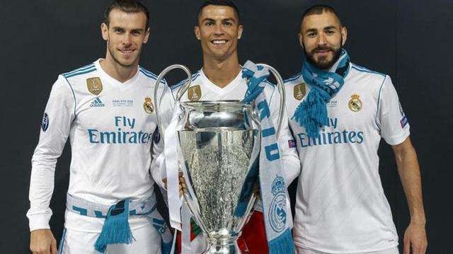 火箭哈登末节爆发连得15分（哈登末节狂飙连取15分）