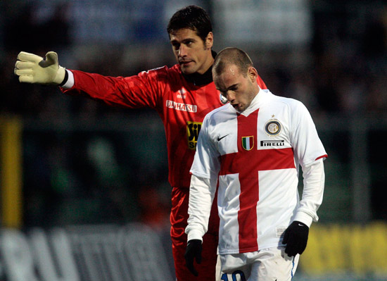 德天空：目前谢什科和曼联的转会进展远高于西蒙斯与切尔西（德天空：曼联与谢什科的转会进展领跑，西蒙斯与切尔西明显落后）