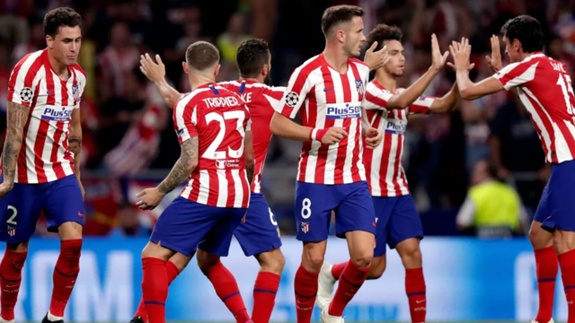 2026年美加墨世界杯扩军至48队，小组赛规则革新，淘汰赛对阵更复杂，传统强队与新势力激烈竞争。（2026美加墨世界杯扩军至48队：小组赛改制、淘汰赛更复杂，豪强与新势力激战升级）