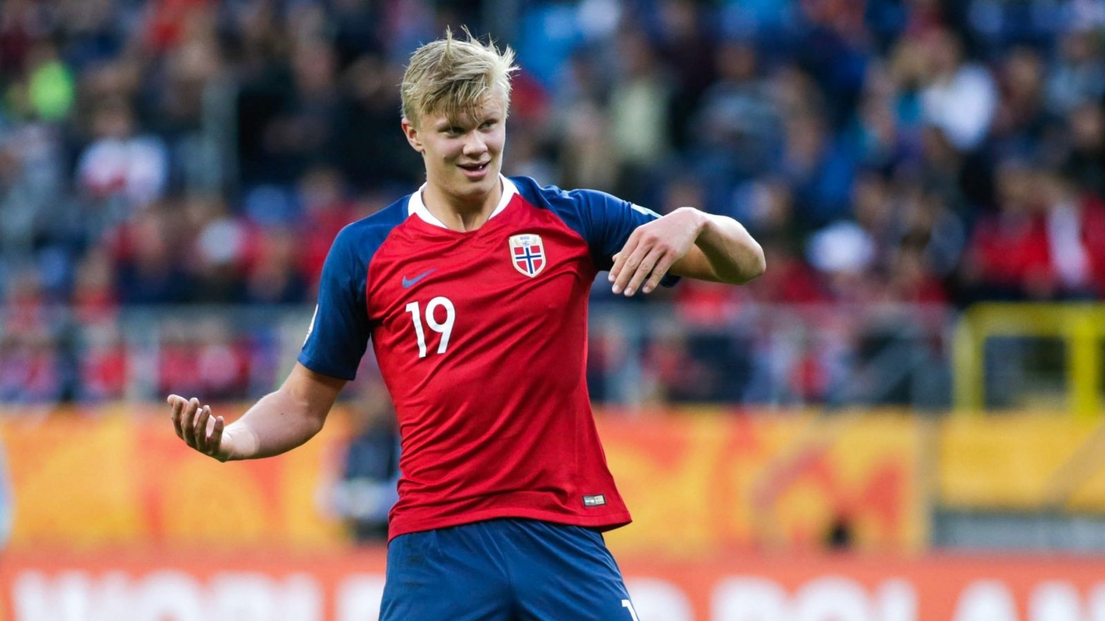 世体：布鲁日主场可容纳近30000人，巴萨将有1300名球迷助威（世体：布鲁日主场容量近3万，巴萨将有1300名球迷到场助威）