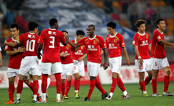 防守端完全是另一种强度（防守强度截然不同）