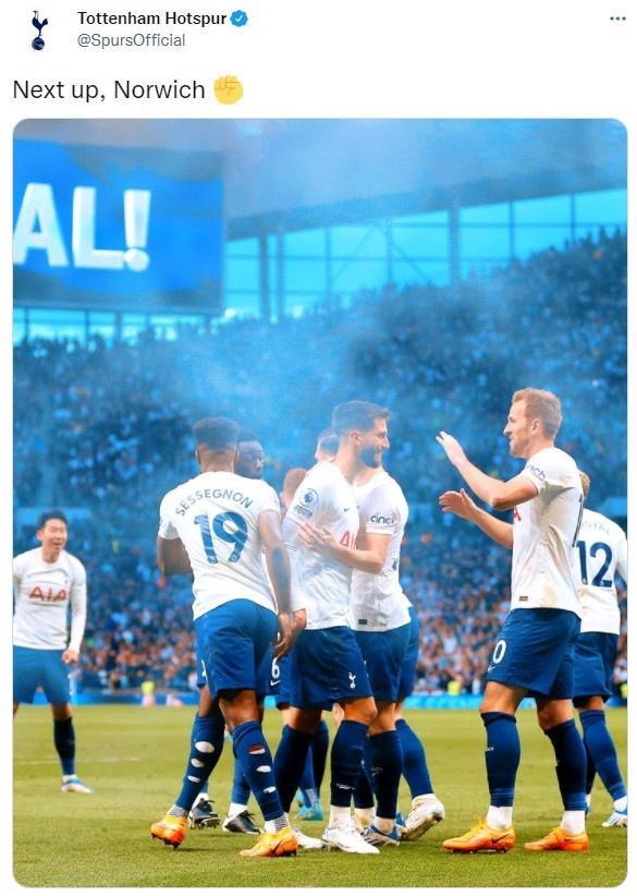 镜报：曼联1月无法召回霍伊伦，那不勒斯有欧冠资格就能买断（镜报：曼联冬窗不能召回霍伊伦，那不勒斯若获欧冠席位可执行买断）