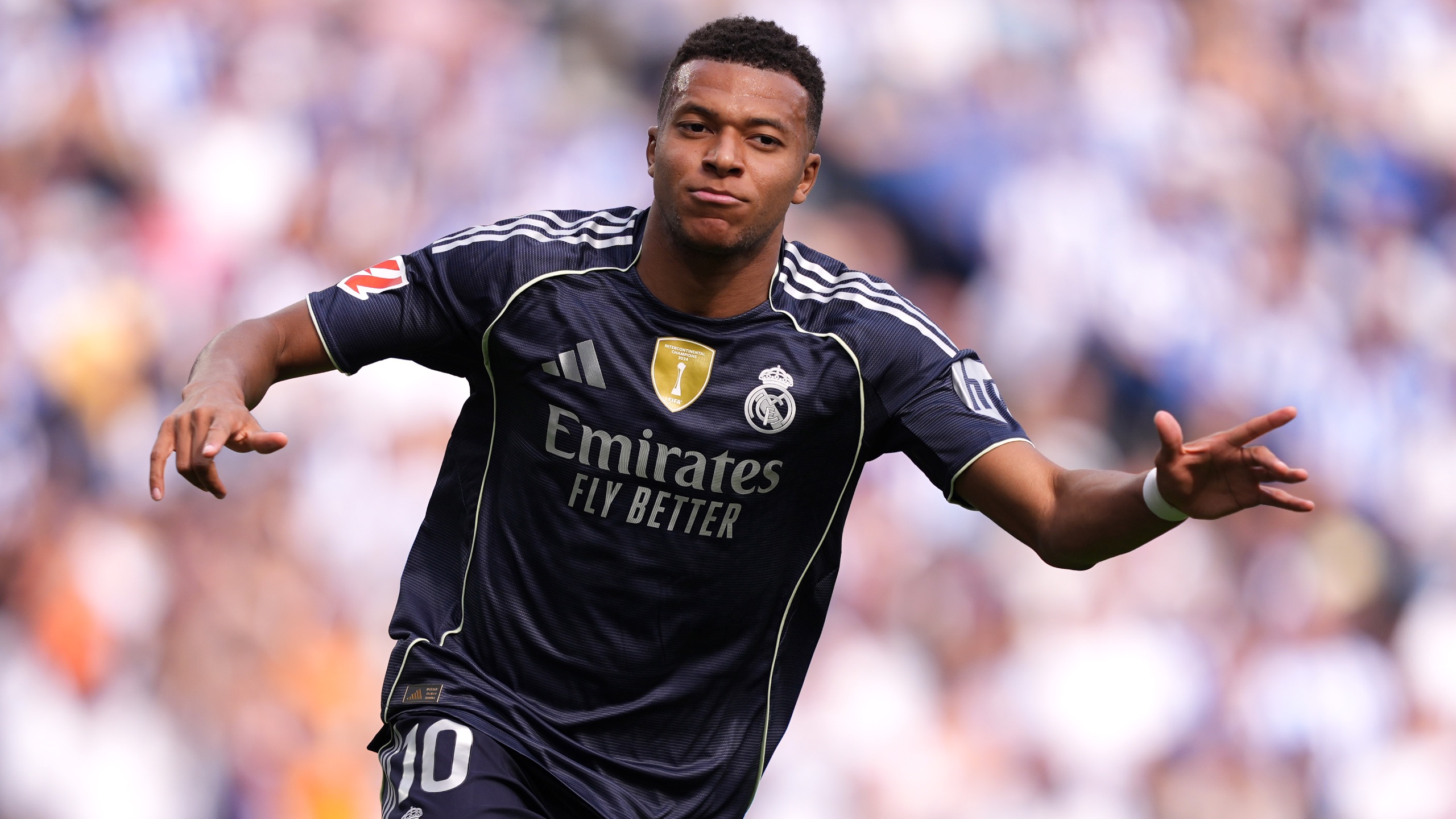 泰州市委书记谈“苏超”夺冠：这更是城市精神的升华（泰州市委书记评“苏超”夺冠：城市精神更上一层楼）