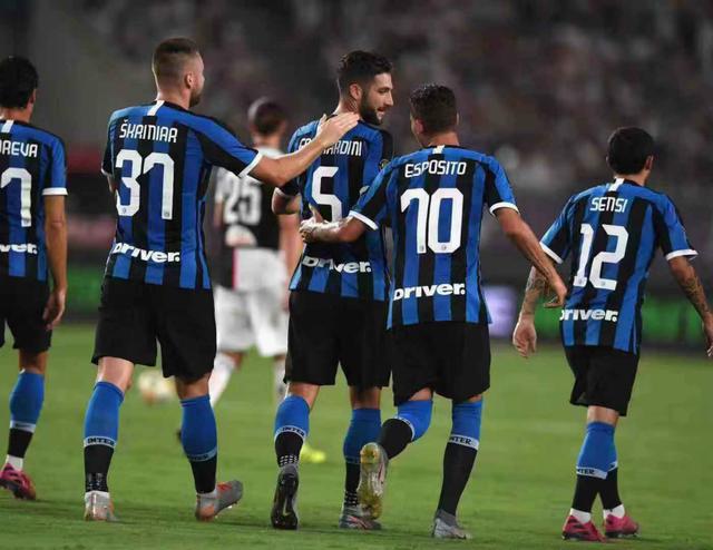 法媒：曼城、利物浦和热刺有意埃弗顿边锋恩迪亚耶（法媒：曼城、利物浦、热刺有意引进埃弗顿边锋恩迪亚耶）