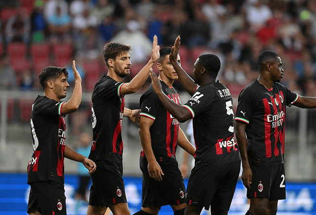 埃贝尔：说诺伊尔必须参加明年的世界杯？那只是我自己的观点（埃贝尔澄清：诺伊尔必须参加明年世界杯只是个人观点）