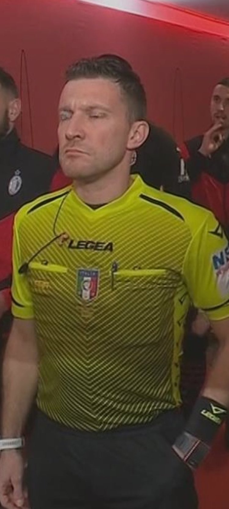 一场比赛看清球队问题（一役揭示球队短板）