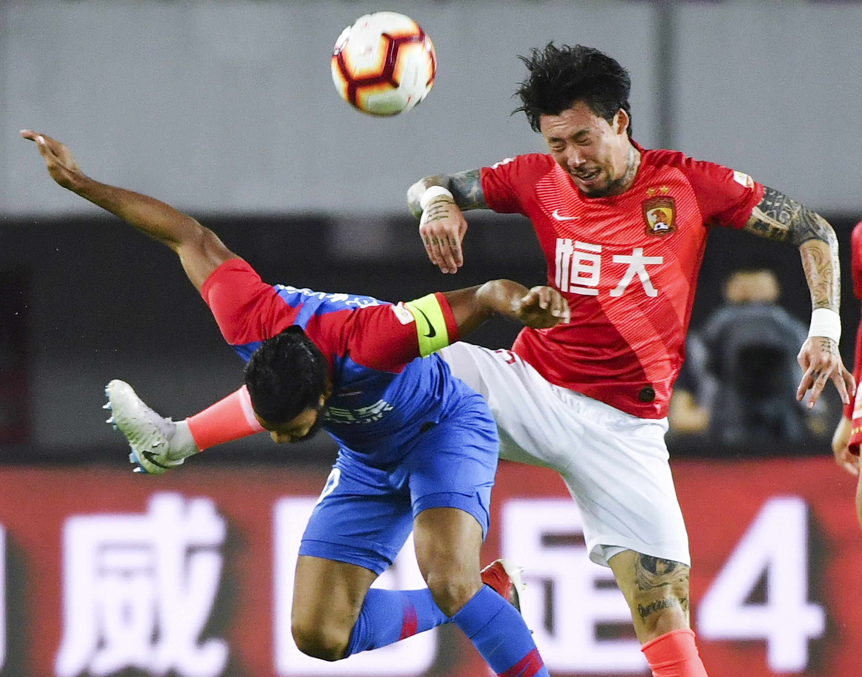 篮球CBA球员连续三场得分上双（CBA球员连续三战得分上双）